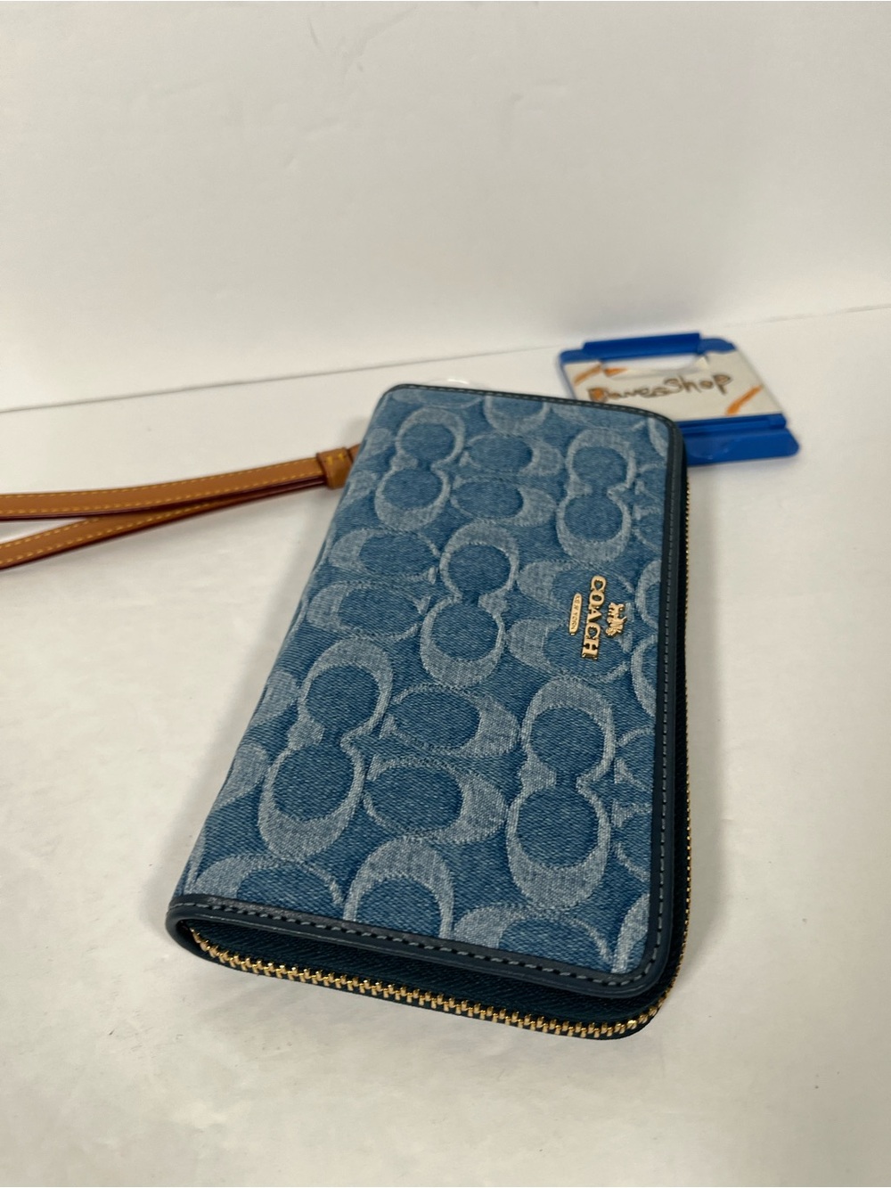 ‼️LAST 1 NWT Coach Long Zip Around Wallet In Signature Denim - Picture 4 of 6